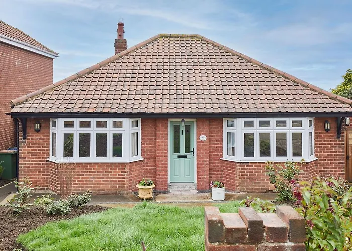 Host & Stay - Coach Cottage
