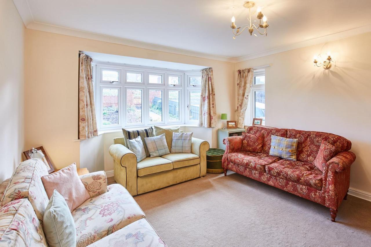 Host & - Coach Holiday home *